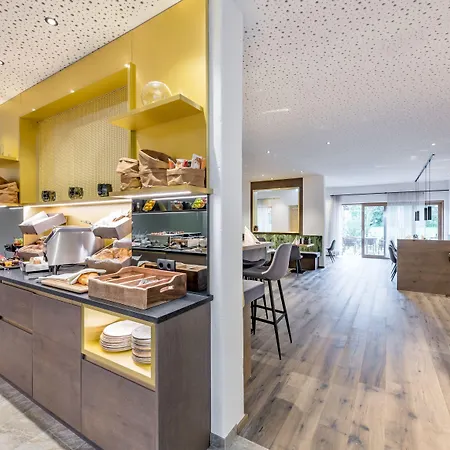 Alpenparks & Alpina Seefeld Lejlighedshotel