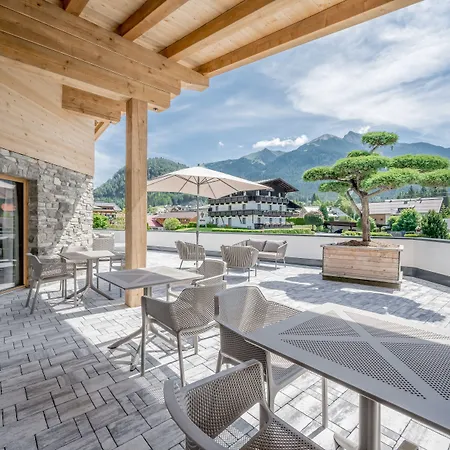 Alpenparks & Alpina Seefeld Lejlighedshotel 4*
