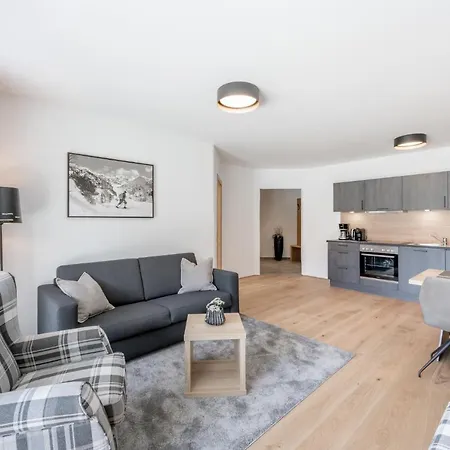 Alpenparks & Alpina Seefeld Ξενοδοχείο με διαμερίσματα Ζέεφελντ