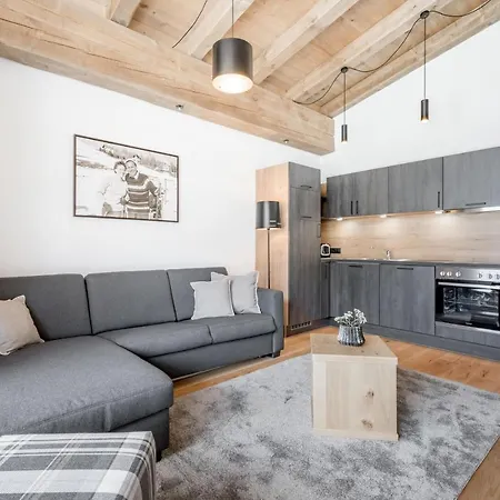 Alpenparks & Alpina Seefeld 4*